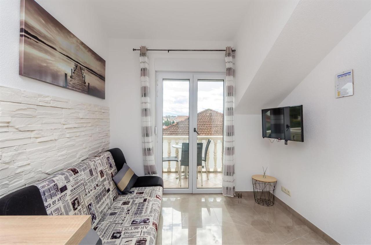 Apartments Marina Trogir Exterior photo